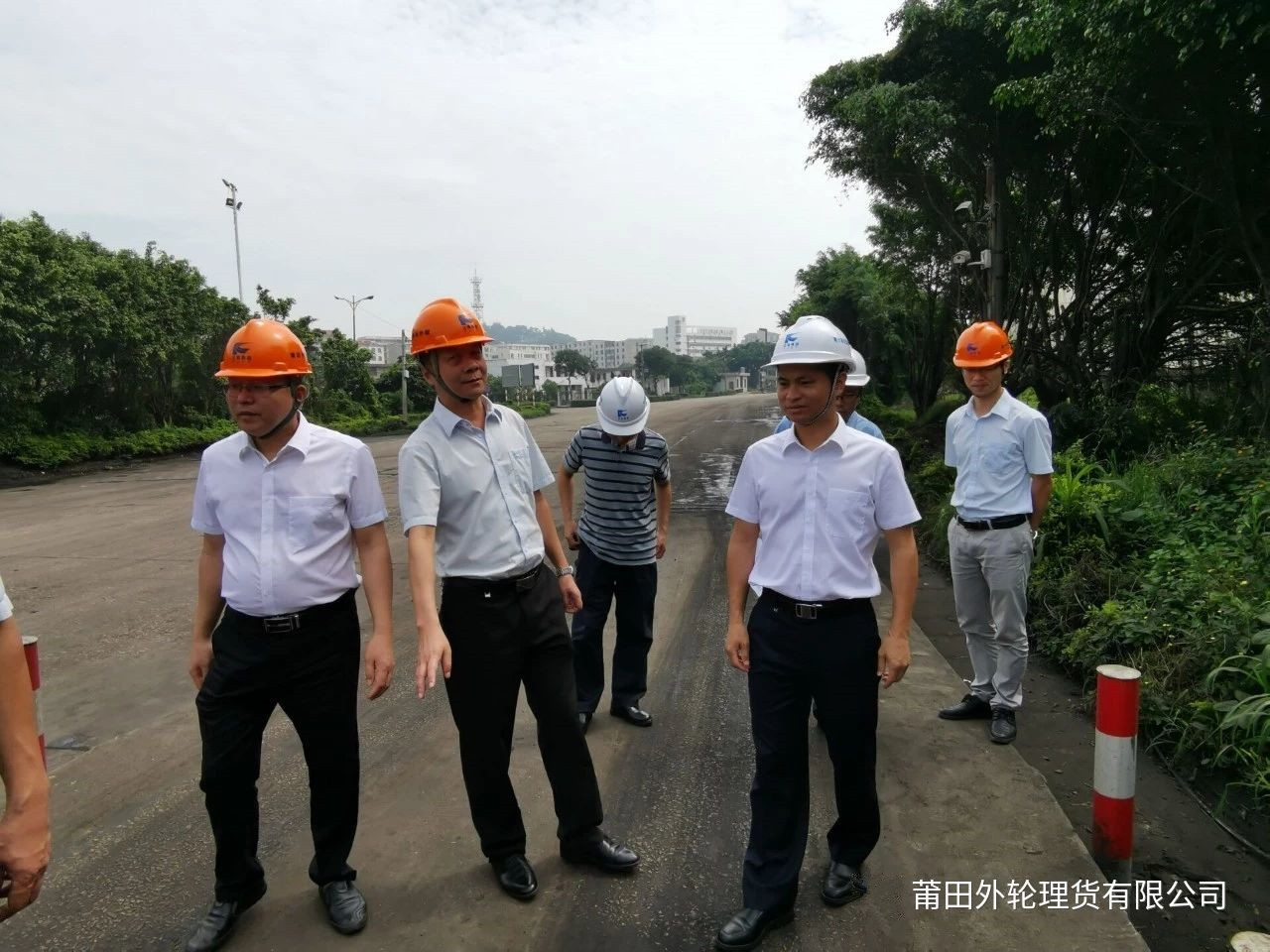莆田港务集团领导莅临 外理公司开展安全大检查02.jpg